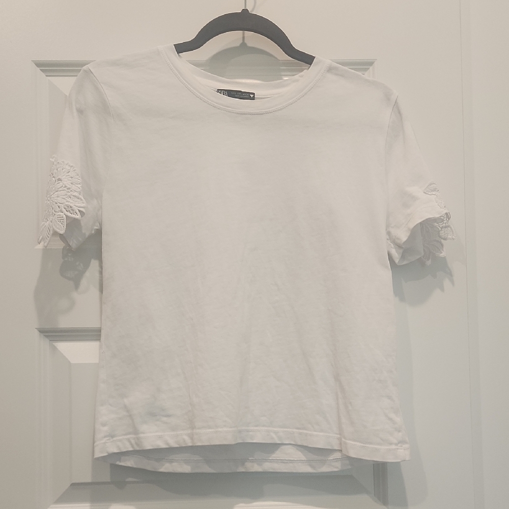 Zara White Short Sleeve Top with Lace Detail